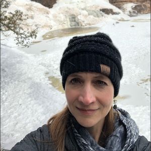 Meet your Posher, Jjeannine